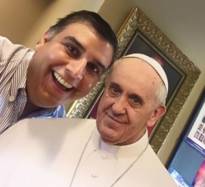 Cande-de-Leon-with-Pope-Francis